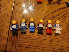 Lot Of 5 Lego Castle Knights - Vintage No Accessories - $35.15