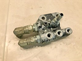 Cummins 8.3L ISC Diesel Engine Fuel Connection Block 3966656 OEM - $108.11