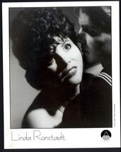 8 x 10 press photo * 1986 LINDA RONSTADT by Mark Hanauer * Asylum records - $11.83