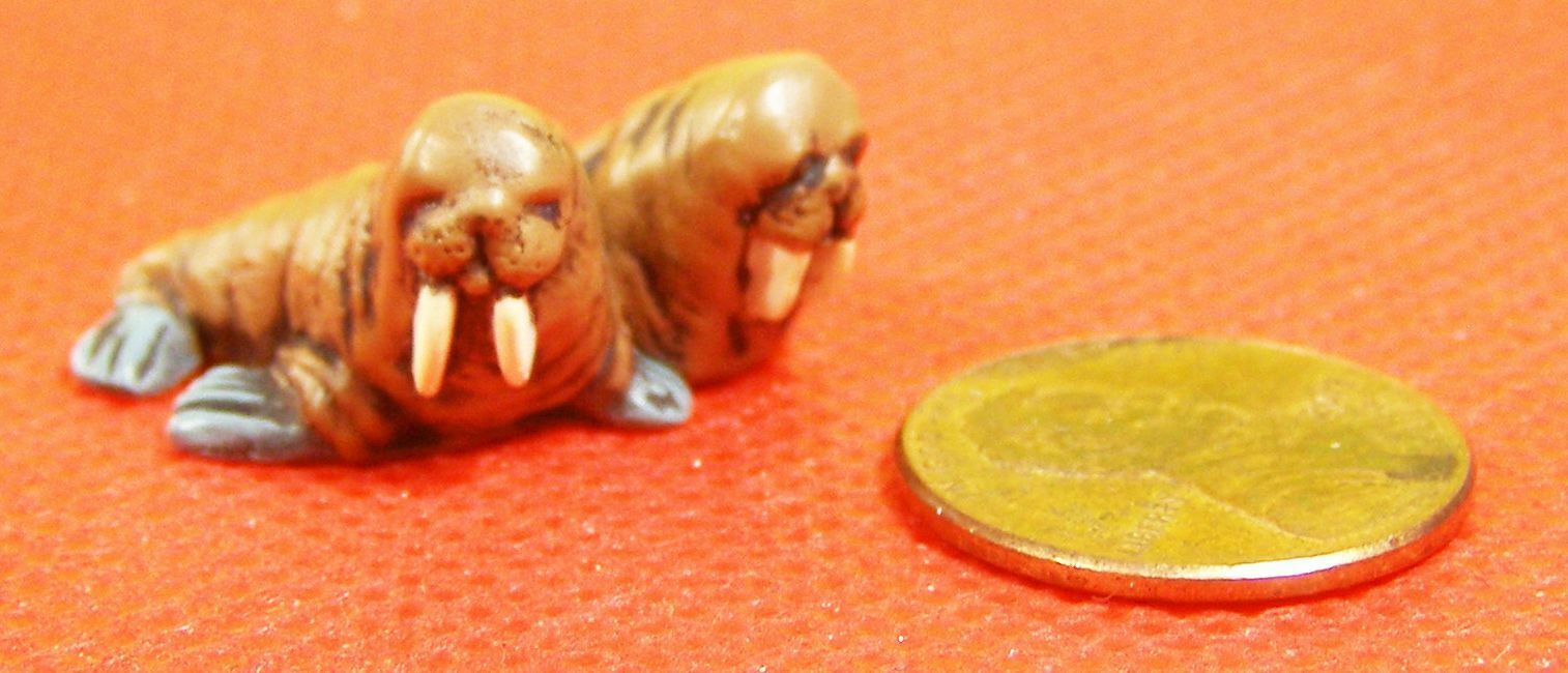 Hallmark Miniature Keepsake Ornament "Merry Walruses"   1994 Item image 3