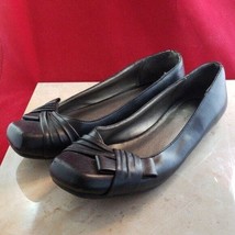 Kenneth Cole Reaction Square Toe Black Ballet Flats with Bow Detail Size 6 - $16.99