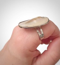NEW Adjustable Large Oval Mother Pearl Natural Statement Shell Ring Handcraft O2 - £39.33 GBP