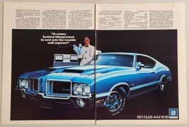 1971 Print Ad Olds 4-4-2 W-30 Sporty Blue Oldsmobile General Motors - £14.05 GBP