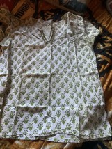 SABHYATA Sweet Snow White+Lime Green Beaded Tunic Size XL jr - $15.84