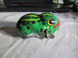 1960&#39;s Japanese Tin Wind-up Toy Frog - £13.42 GBP