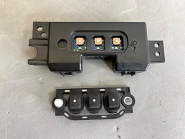 13501109 OEM GM Lacrosse Malibu Volt Garage Door Opener HomeLink Module ... - $29.69