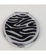 Vintage Animal Print Silver Tone w/ Black Compact 2.25 Inch Round - €14,64 EUR