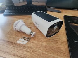 eufy S330 eufyCam 3 4K Outdoor Security Camera Wireless W/ Solar Panel S... - $165.93 CAD