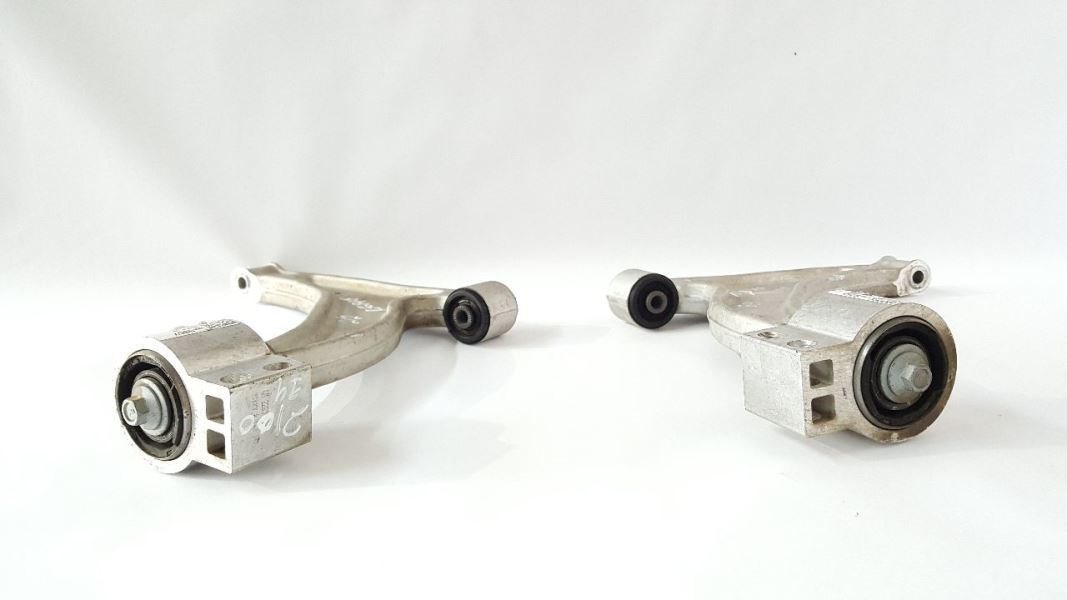 Pair Of Front Lower Control Arms OEM 2010 2011 2012 2013 2014 2015 2016 Lacrosse Item image 4