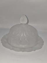 Mosser Embossed Thistle Clear Frosted Depression Glass Covered Butter Dish - $1,321.86 MXN