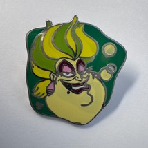 Disney Lanyard Villains Collection Ursula 51774 Pin 2007 - $9.89
