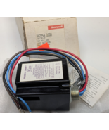 NEW Honeywell R4225A 1008 Fan Relay 120V - SPDT Switching - Spud Mounting - $39.59