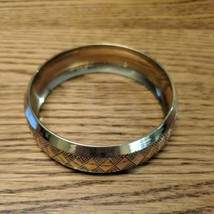 Vintage Brass Bangle Bracelet Slip On Made In India 2.5&quot; Dia .75&quot; Wide Etched - £12.69 GBP