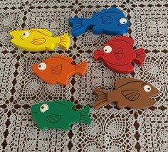 Six Cute Colorful Wooden Fish 3 to 4 Inches Puzzle Pieces Decorative Accents - £8.64 GBP
