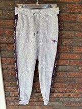 New England Patriots Joggers Small NFL Team Apparel Gray Blue Stripe Swe... - $17.10