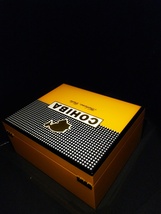 humidor & ashtray image 11