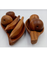 Fruit Wooden Tray Vintage Kitchen Décor Wood Figure Apple Banana Philipp... - $358.46 MXN