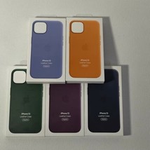 Apple iPhone Leather Wallet with MagSafe MM0Y3ZM/A - Midnight image 15