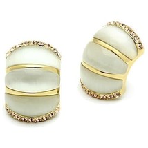 Unique Synthetic White Cat Eye Stud Yellow Gold Plated Clip On Fashion Earrings - £53.72 GBP