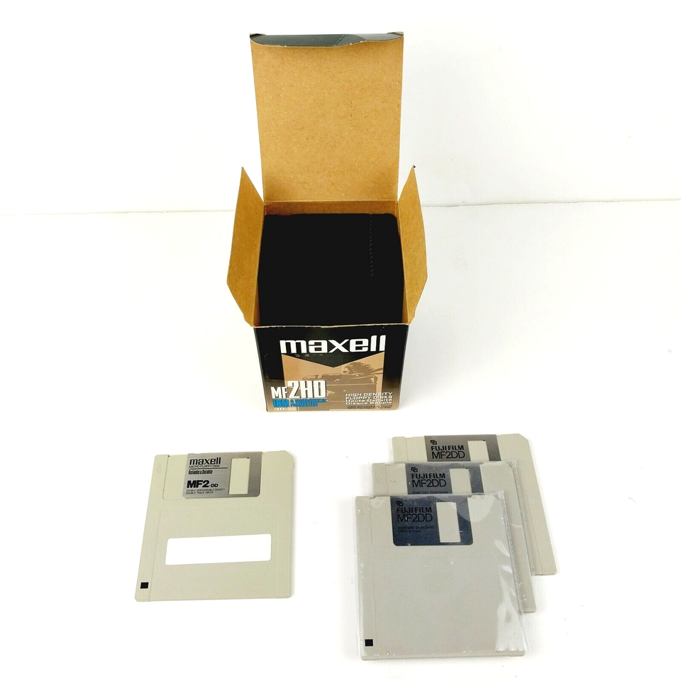 Maxell MF 2HD HD Fuji Film Floppy Disks IBM & Compatible Formatted Lot of 23 NEW - $15.95