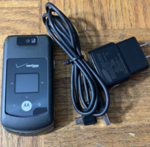 Motorola Verizon Flip-Type Cellphone-SHIPS N 24 HOURS - €108,21 EUR