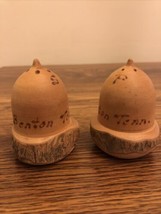 Vintage Benton TN Wooden Acorn Shaped Salt &amp; Pepper Shaker Set - $7.50