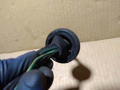 02 03 04 05 Honda CRV Passenger Right Side Tail Light Wire Socket Harness OEM Item image 7