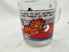 Vtg 1978 Mc Donalds Garfield & Odie In A Canoe Coffee Mug Enamel On Glass - $9.00
