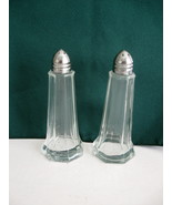 Vintage Tall Glass Salt and Pepper Shakers, Glass Salt and Pepper Shaker... - £9.39 GBP