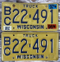 Vintage 80s 1988 88 Wisconsin Blue on Yellow Pair (2) of TRUCK License Plates - £15.45 GBP