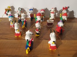 Snoopy Christmas Ornament Lot Of 16 Peanuts United Feature Syndicate Whitman PVC - £47.46 GBP