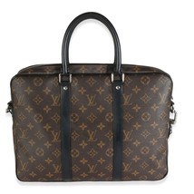 Authenticity Guarantee

Louis Vuitton Monogram Macassar Porte Documents ... - $1,501.00