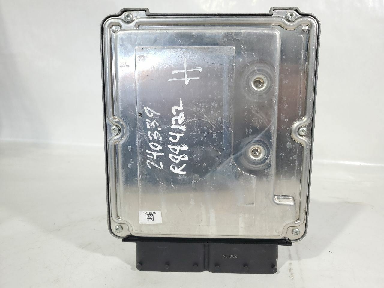 2017 Maserati Levante OEM 3.0L Turbo V6 670031346 Engine Control Module Item image 9