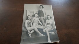 Vintage Black and White 1950s Girls in Swimsuit Photo 3.75&quot; x 2.75&quot; - £11.87 GBP