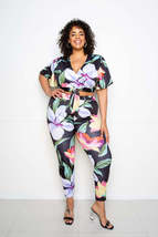 Plus size 2 piece outfits Crop top Black Floral Jogger pants Set - $39.00