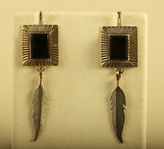 Vtg Sterling Signed QT Quoc Turquoise Albuquerque Onyx Dangle Feather Earrings - £43.52 GBP