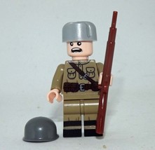 Russian Army WW2 Soldier with winter hat Building Minifigure Bricks US - £5.55 GBP