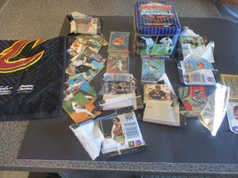 1994 BOWMAN BASEBALL CARD SETS METAL TIN &amp; TOWEL - $12.88 CAD