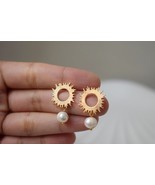 Sun stud earrings with pearl, 18K Gold plated earrings, Freshwater pearl... - £28.27 GBP