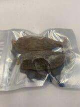 Alligator Pepper Pods/Atakou/Grain of Paradise/Mbongo. (2 Jumbo Pods) - $3.95