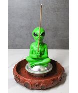 UFO Green Alien In Spaceship Saucer Moon Crater Backflow Incense &amp; Stick... - $492.62 MXN