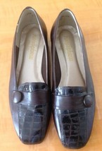 EUC California Magdesians Brown Leather Womens Loafers SZ 8W - $29.69
