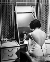 Sophia Loren bare back glamour portrait mirror reflection 16x20 Canvas - £54.98 GBP