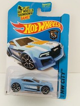 Hot Wheels City Torque Twister Car Figure (13/250) *SOCCER THEME* - £9.11 GBP