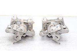 12-15 VOLKSWAGEN PASSAT Right and Left Rear Brake Calipers  F176 image 3
