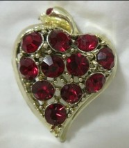 VTG HEART Brooch Gold Tone Red Rhinestone Brooch Heart Valentines - £10.22 GBP