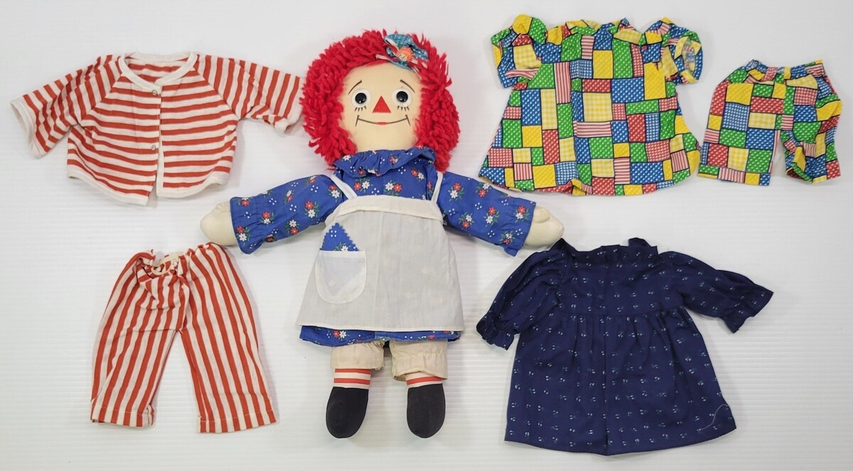 *B03) Vintage Applause Raggedy Ann 16&quot; Plush Doll Toy with Outfits - $14.84