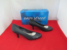 Easy Street Passion Pumps $55  - US Size 9 W W  -  New Navy  -   #209 - $19.79