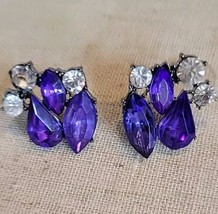 SimplyVera Purple  Rhinestones Stud Earrings Gunmetal Prong Set Everyday Jewel - £8.70 GBP