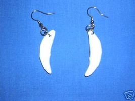 WILD COYOTE ANIMAL TEETH - NATURAL COLOR FIERCE TOOTH DANGLE PAIR OF EAR... - €8,60 EUR